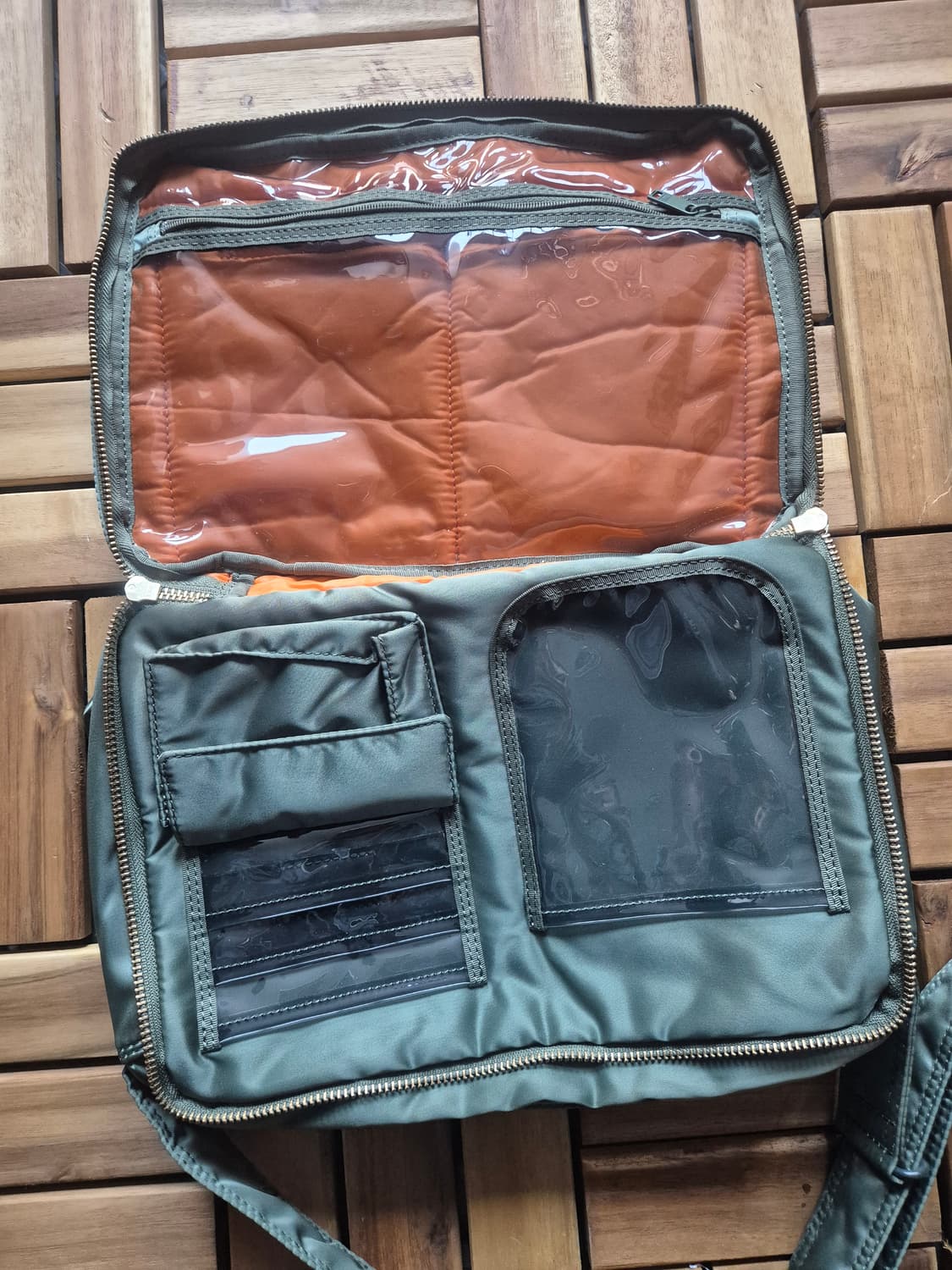 Porter 요시다 포터 탱커 슬링 숄더백 세이지 그린 상품이미지3