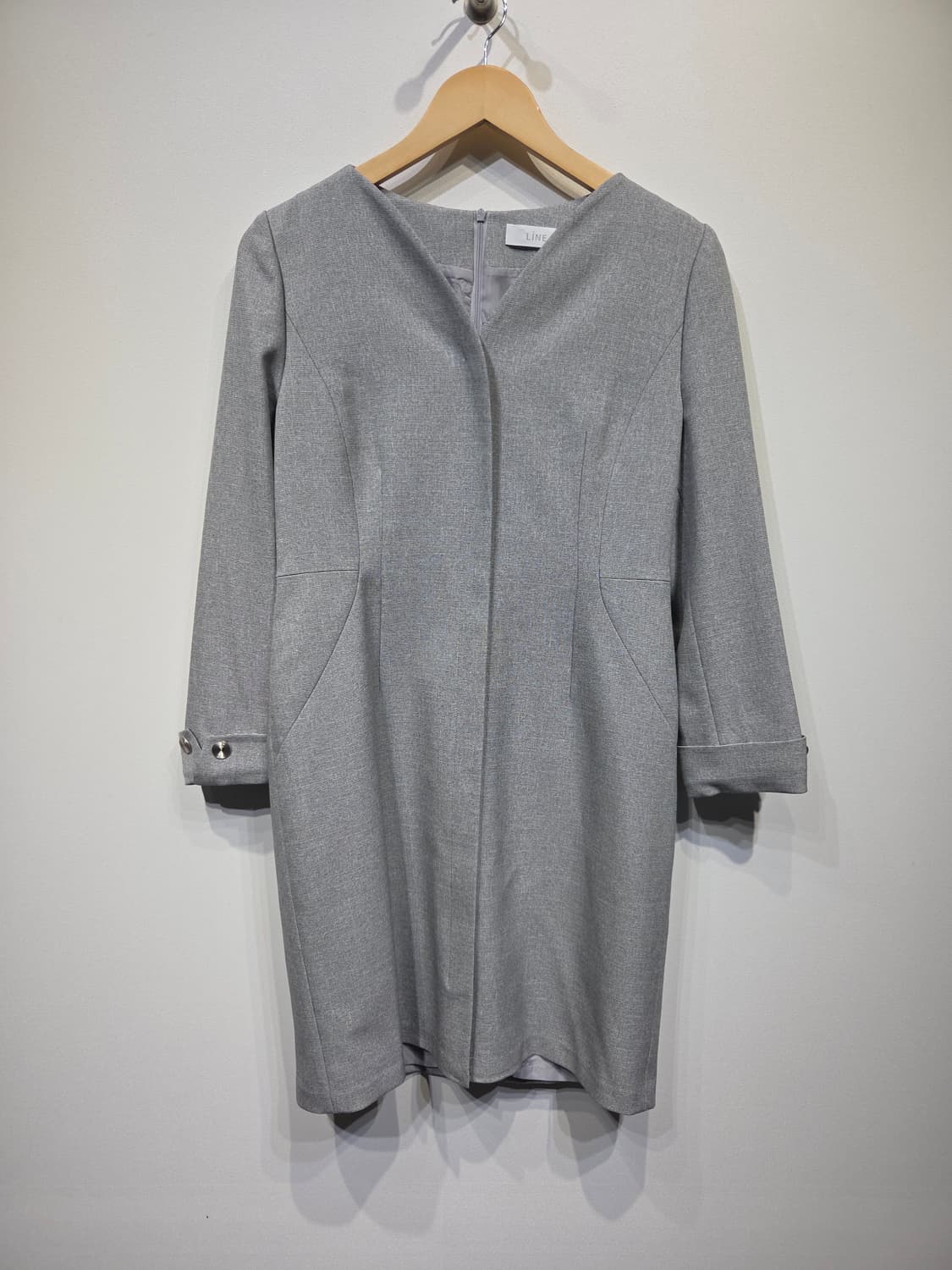 LINE 라인 멜란지 그레이 V넥 원피스 상품이미지2