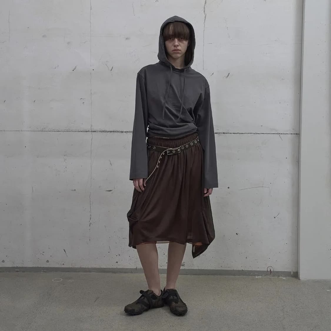 lcdc TWISTED HOODIE (DARK GREY) 상품이미지2