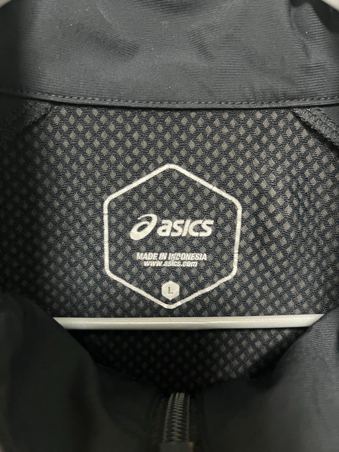 아식스 블랙 바람막이 러닝 집업자켓 상품이미지5