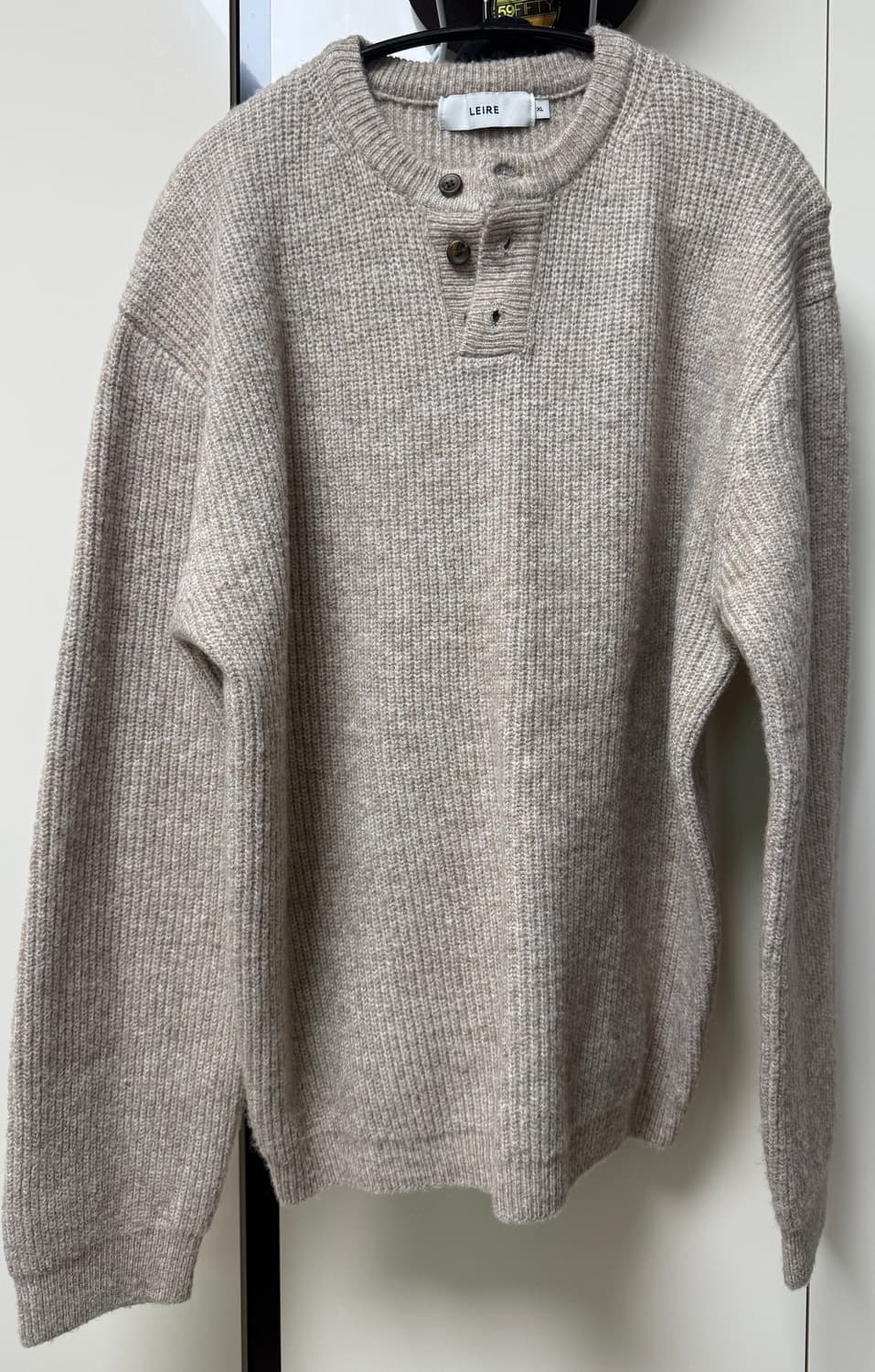 르아르 리브드 오버핏 헨리넥 니트 상품이미지1