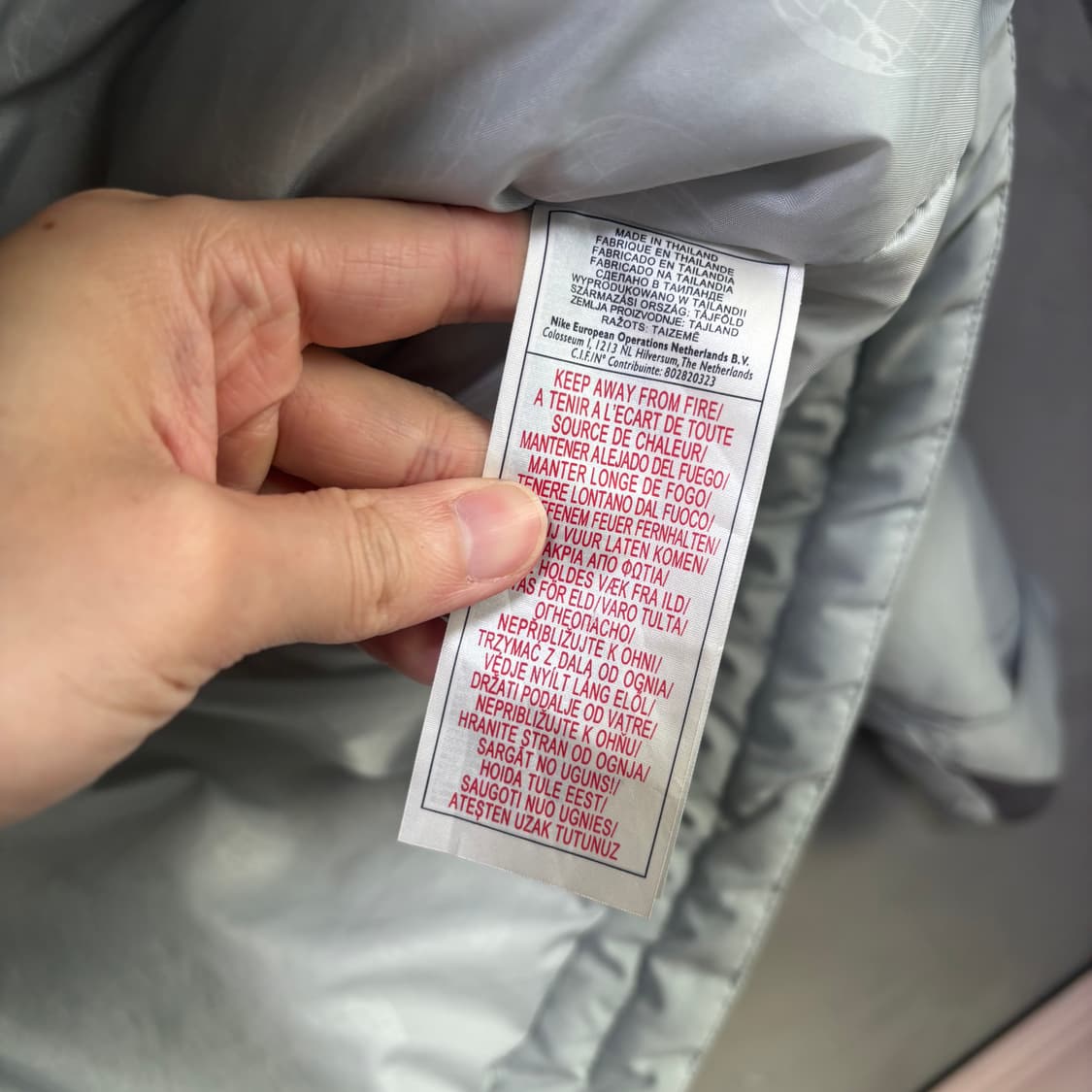 나이키 스우시 경량패딩 화이트 그레이 상품이미지3