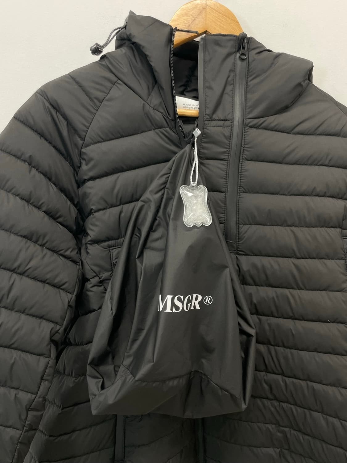 거위 충전재 경량패딩 새상품 상품이미지7