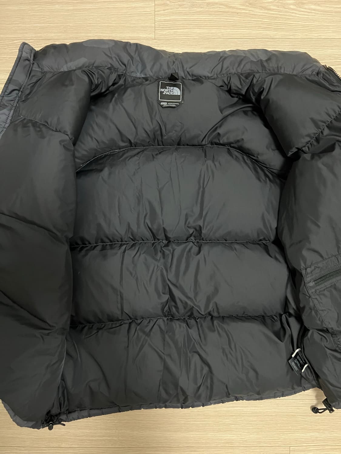 노스페이스 카모눕시 센터로고 블랙XL사이즈 상품이미지3