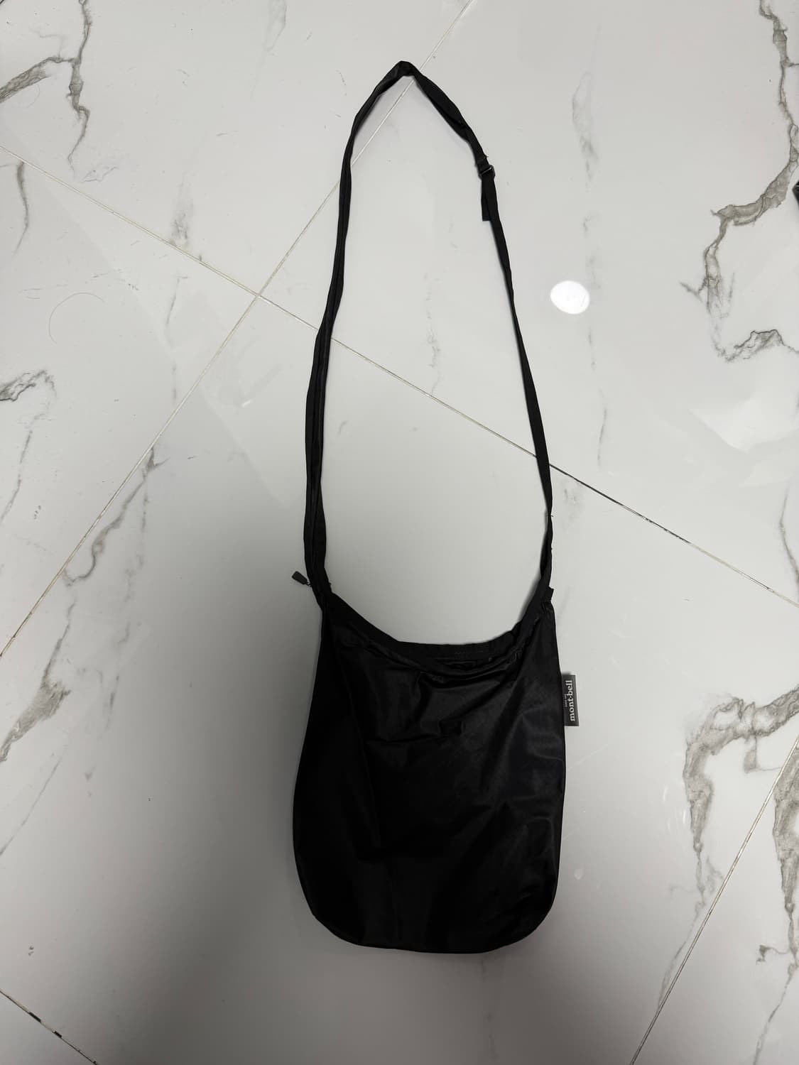 몽벨 울트라 모노 파우치 M 블랙 상품이미지2