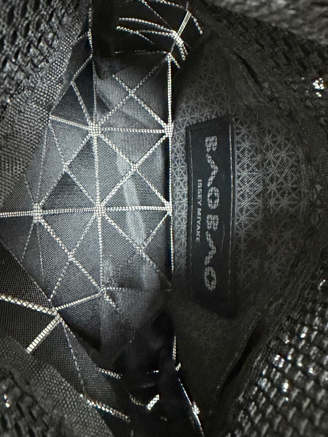 바오바오 매트 블랙 메쉬 콤비 미니 토트백 상품이미지7