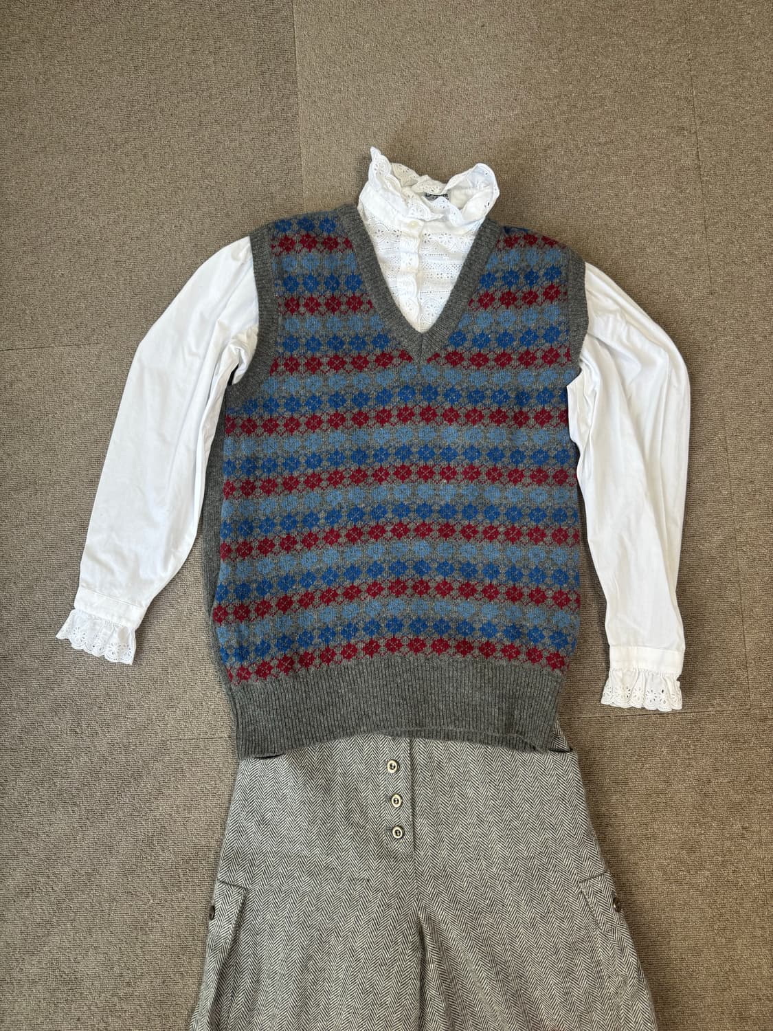 아가일 패턴 그레이 니트 조끼 상품이미지1