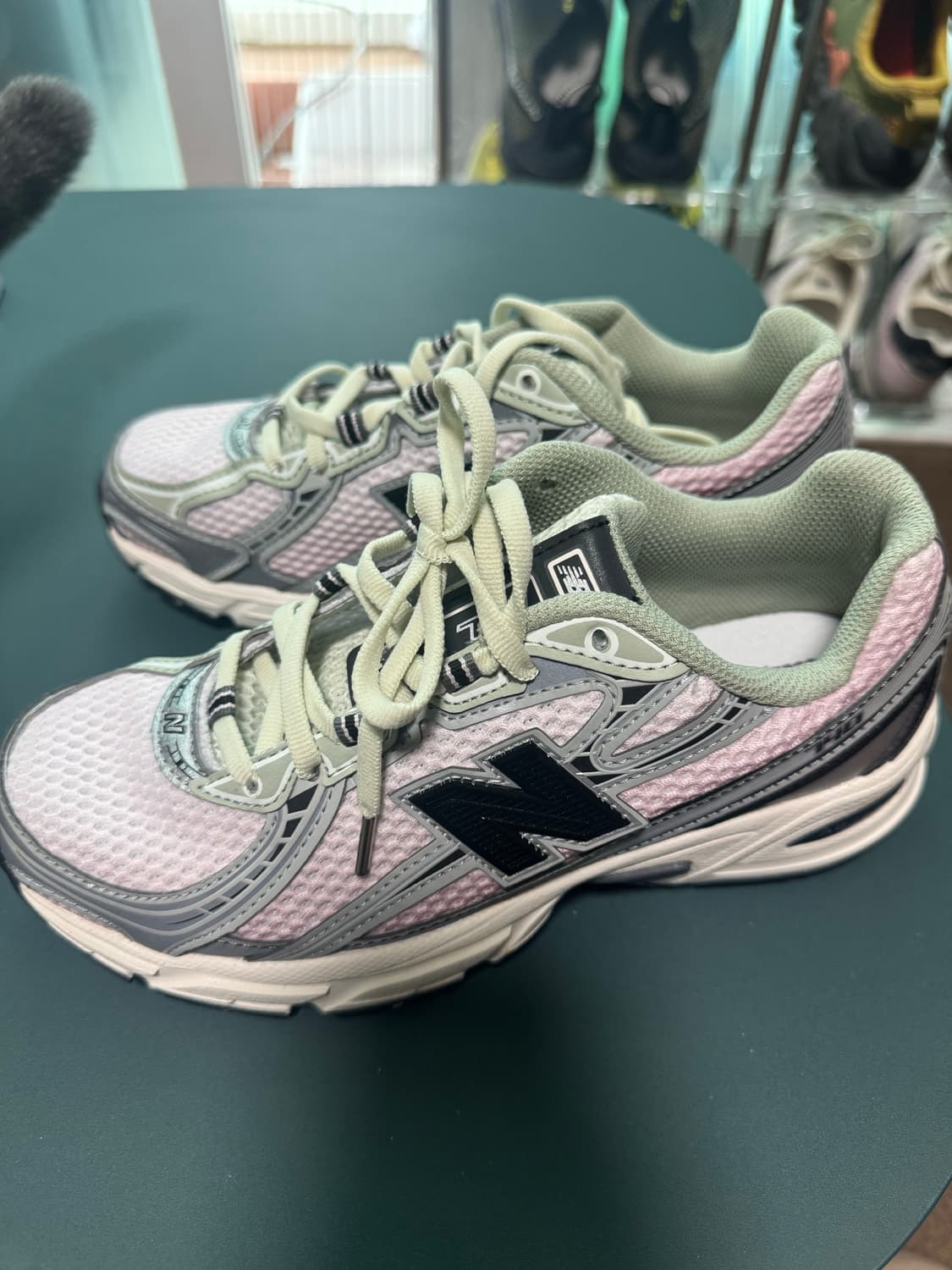 뉴발란스740 상품이미지1