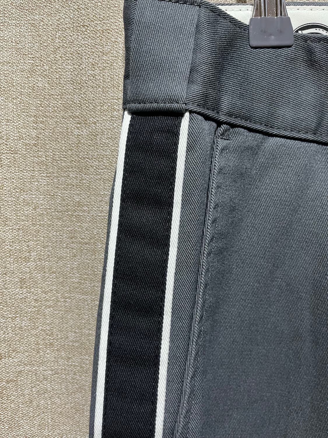 슈프림 X 디키즈 스트라이프 874 워크 팬츠 차콜 supreme 상품이미지5