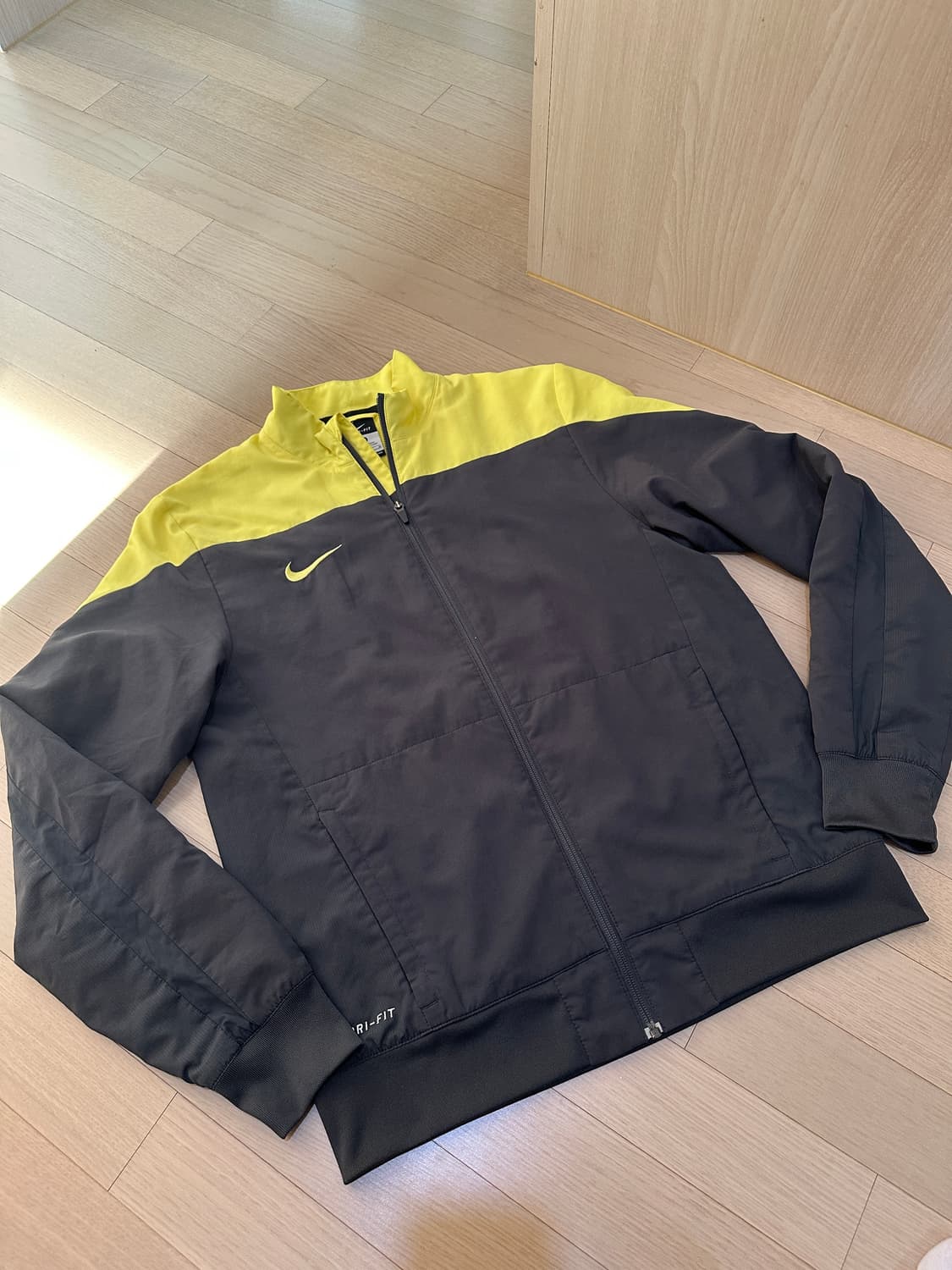 나이키 드라이핏 러닝바람막이 자켓 M(95) 상품이미지2