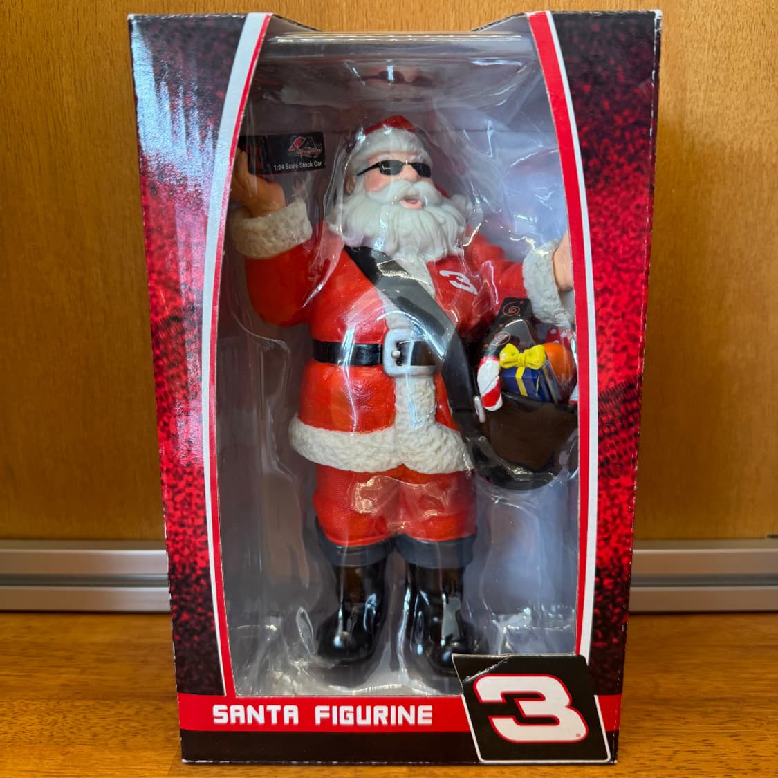 NASCAR 3 Santa Figurine 상품이미지1