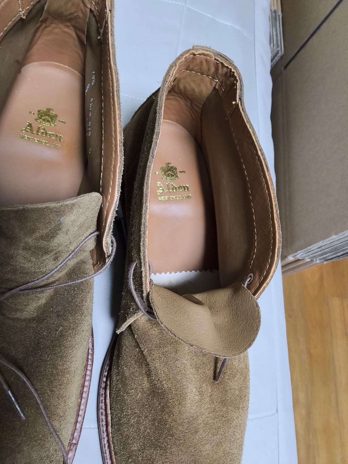 (새상품) 알든 1493 스너프 스웨이드 언라인드 처카 부츠 10.5e 상품이미지4