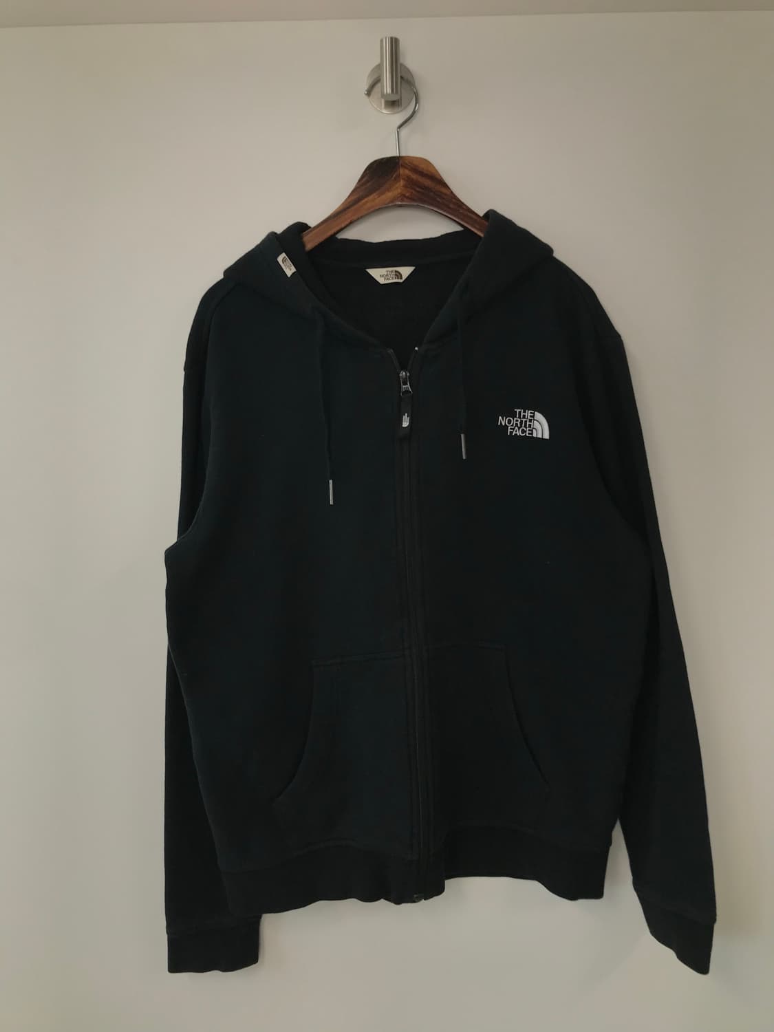 노스페이스 자수로고 블랙 후드집업 상품이미지2