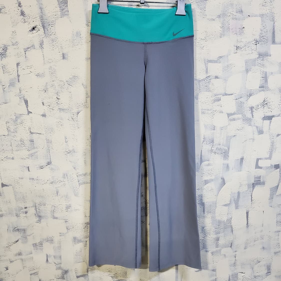 나이키.스우시 드라이핏 부츠컷 레깅스 s 상품이미지1