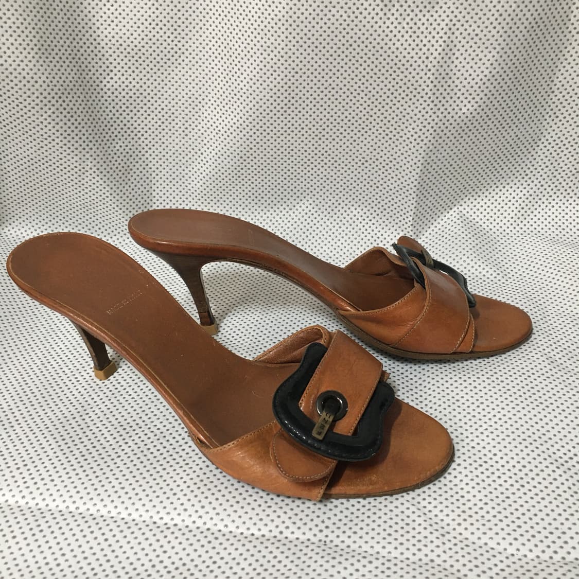 FENDI hot nerd brown sandals 상품이미지1