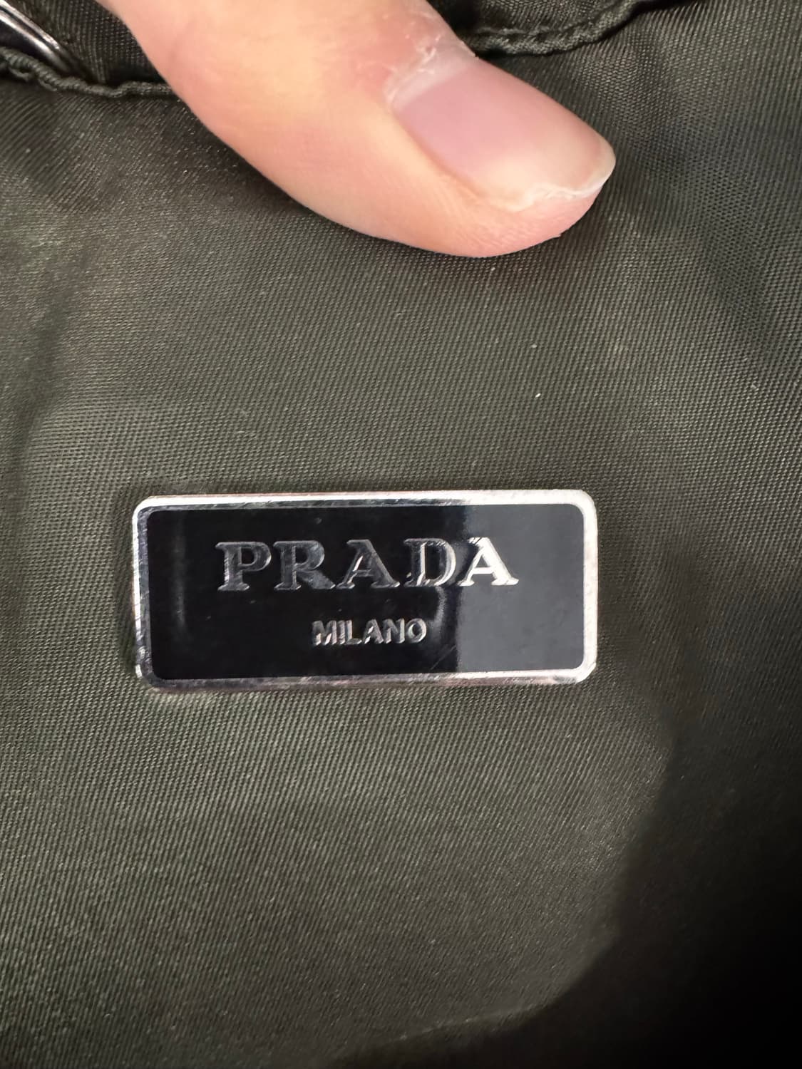 프라다 백팩 데이팩 나일론 미메티코카키 상품이미지4