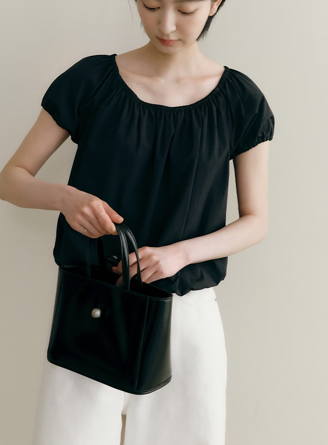 오스트카카 가든 토트 스몰 블랙 상품이미지2