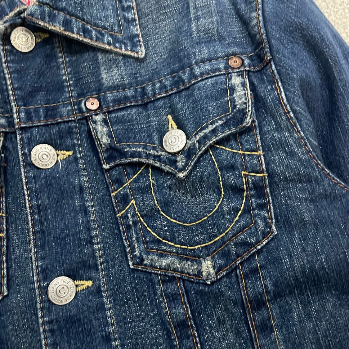 트루릴리전 포켓 자수 데님 자켓 상품이미지3