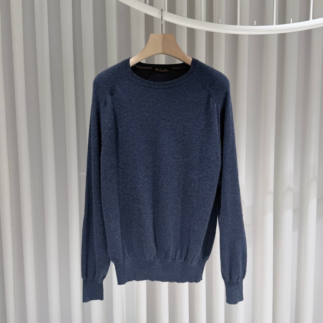 (A+/54) / 로로피아나 스웨이드 패치 캐시미어 니트 네이비 상품이미지1