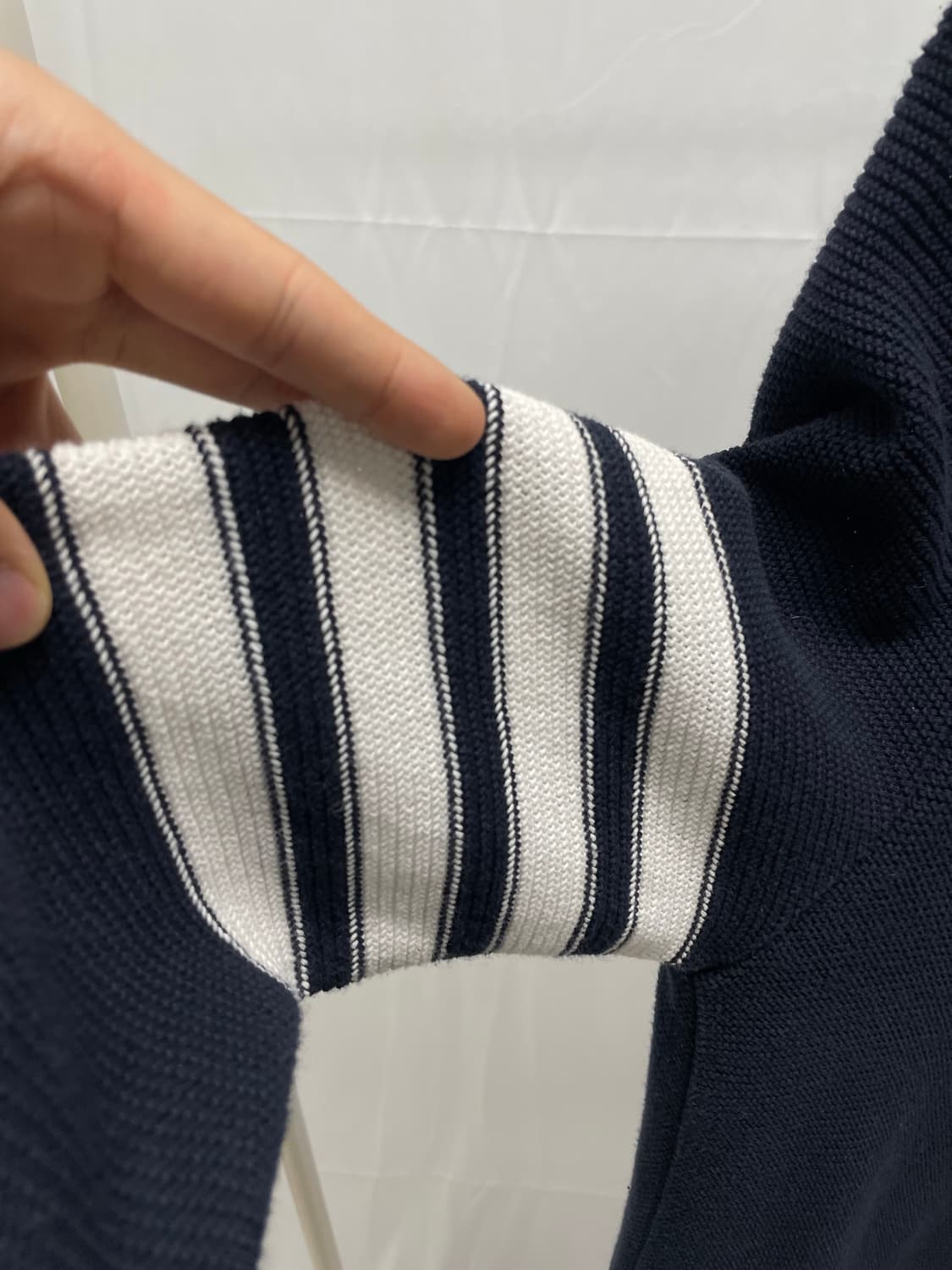 [구성] 톰브라운 라셀 스티치 가디건 네이비 [3] 상품이미지3