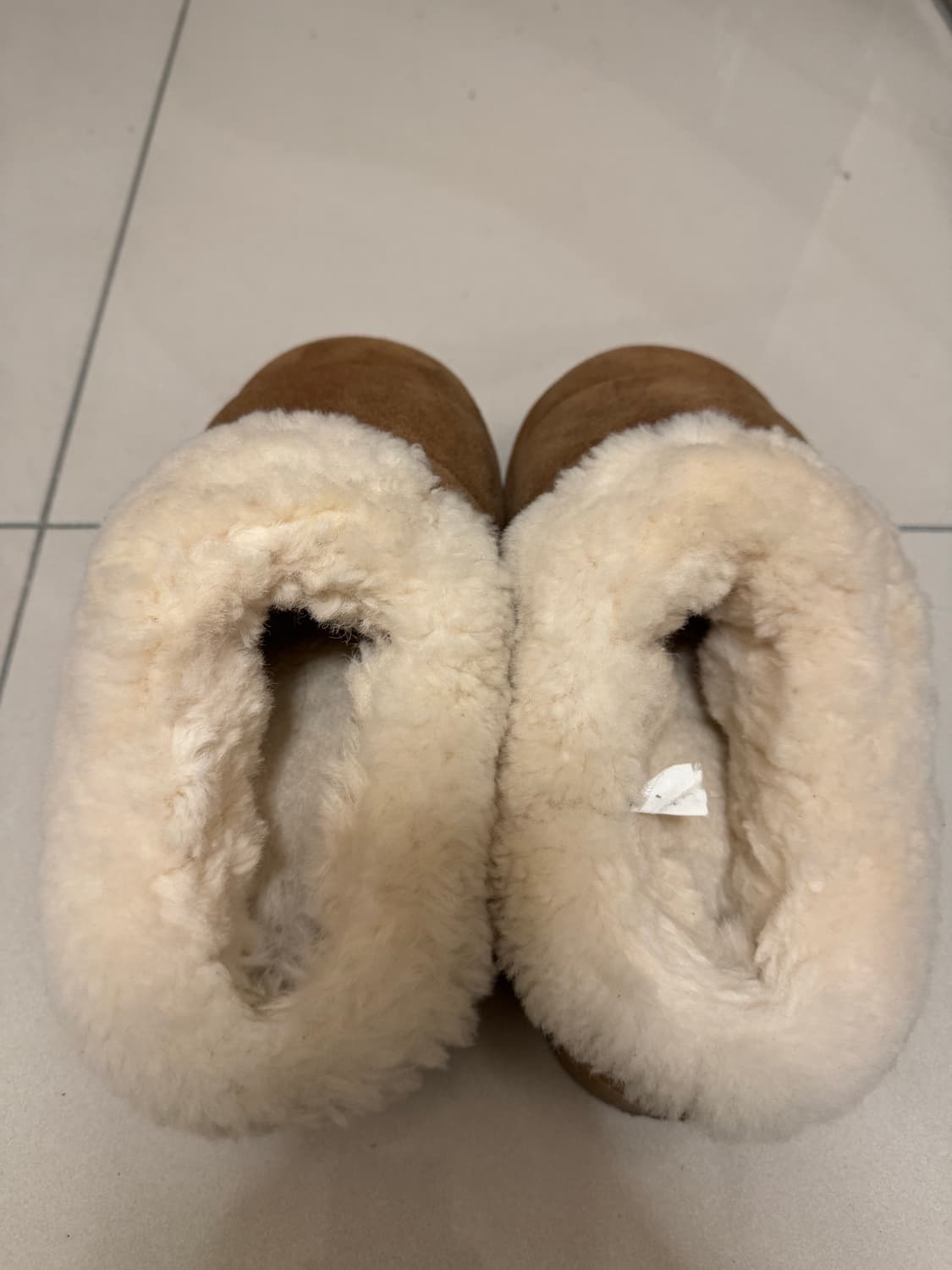 어그 타즐리타 체스트넛 240 상태 매우좋음 세탁완료 상품이미지4