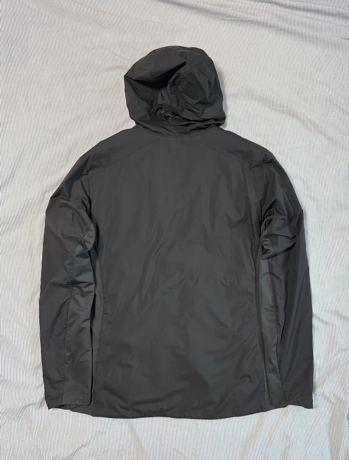 (S급) 아크테릭스 아톰 SL 후디 블랙  상품이미지3