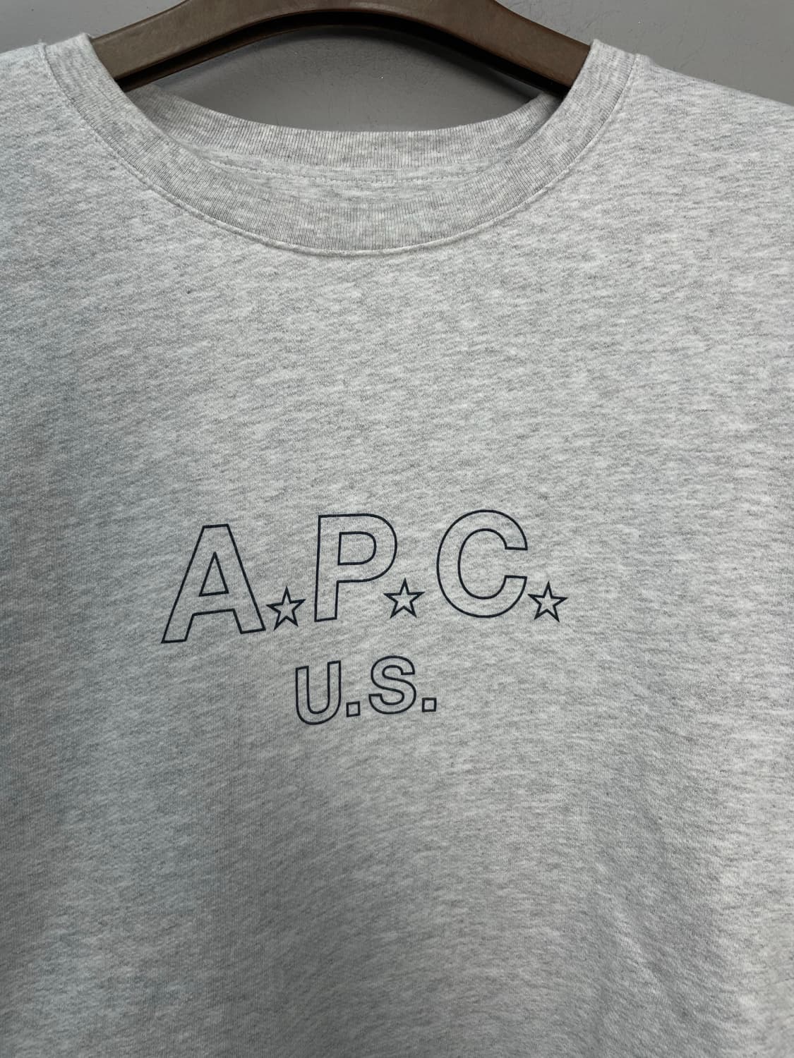 A.P.C 라이트그레이 맨투맨 H196 상품이미지3