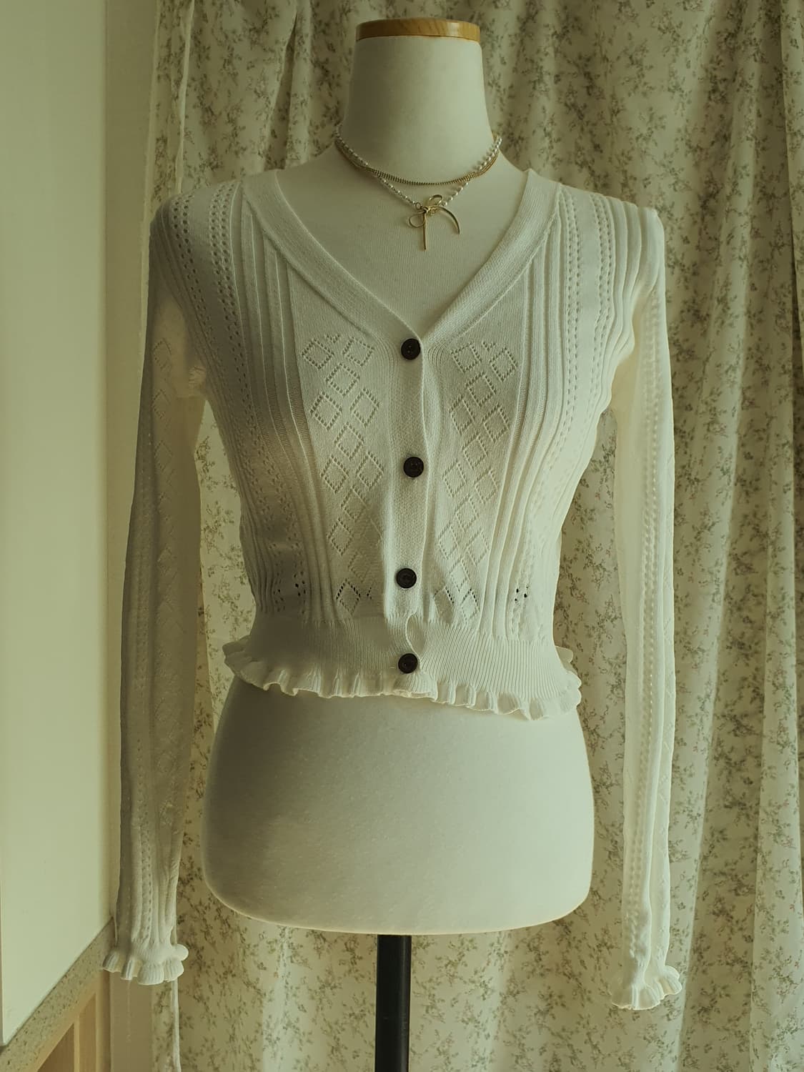 [빈티지] 여리핏 화이트 크롭 니트 가디건 상품이미지2