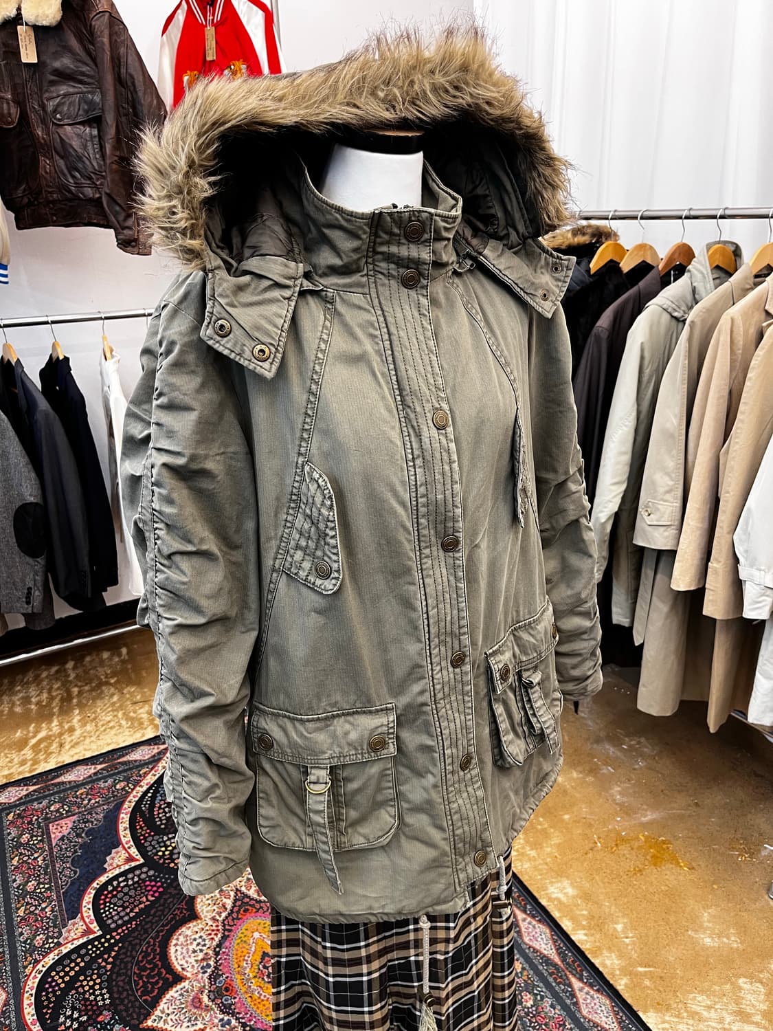 Cornflake 퍼커링 N3B 파카 상품이미지1