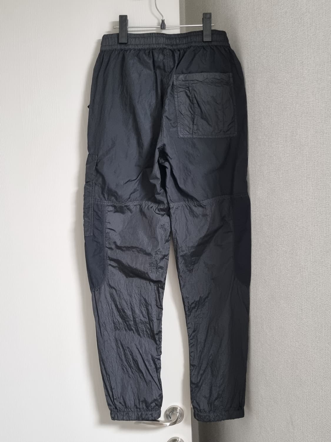 스톤아일랜드 나일론메탈 조거팬츠 상품이미지2