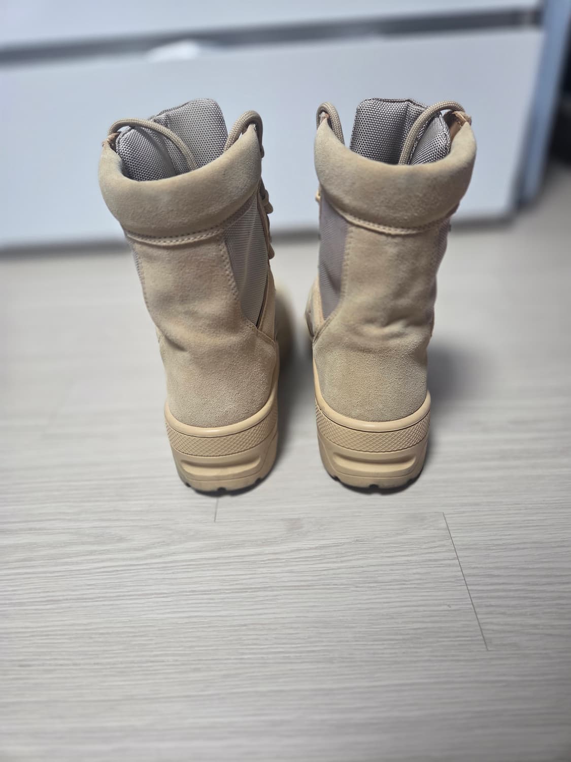 이지 시즌4 컴뱃부츠 샌드 상품이미지3