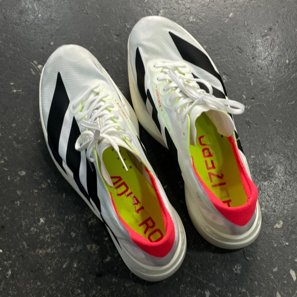 280 아디다스 아디제로 아디오스 프로4 런닝화  상품이미지2