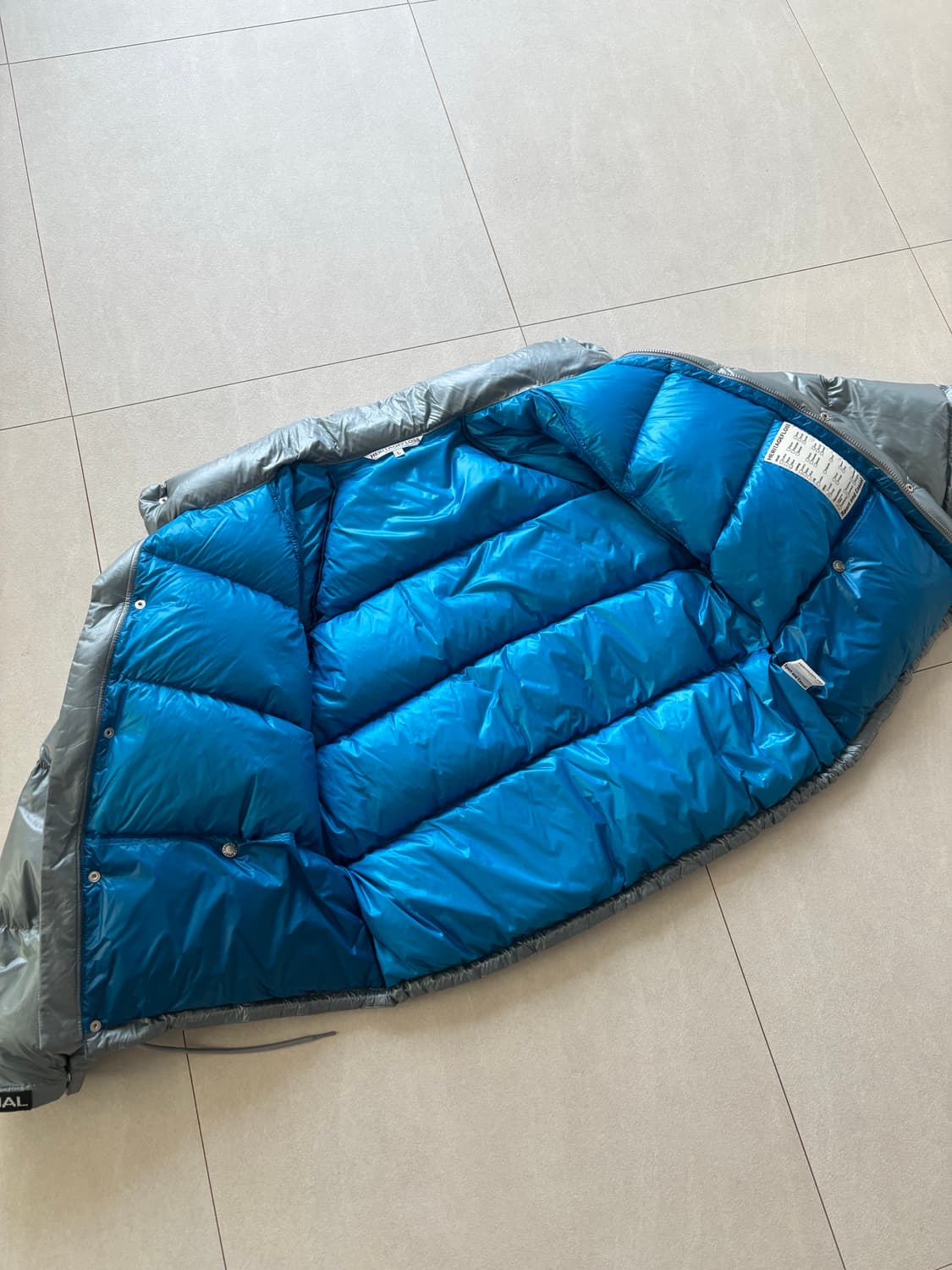 [L] 헤리티지플로스 1972 구스다운자켓 그레이색상 상품이미지7