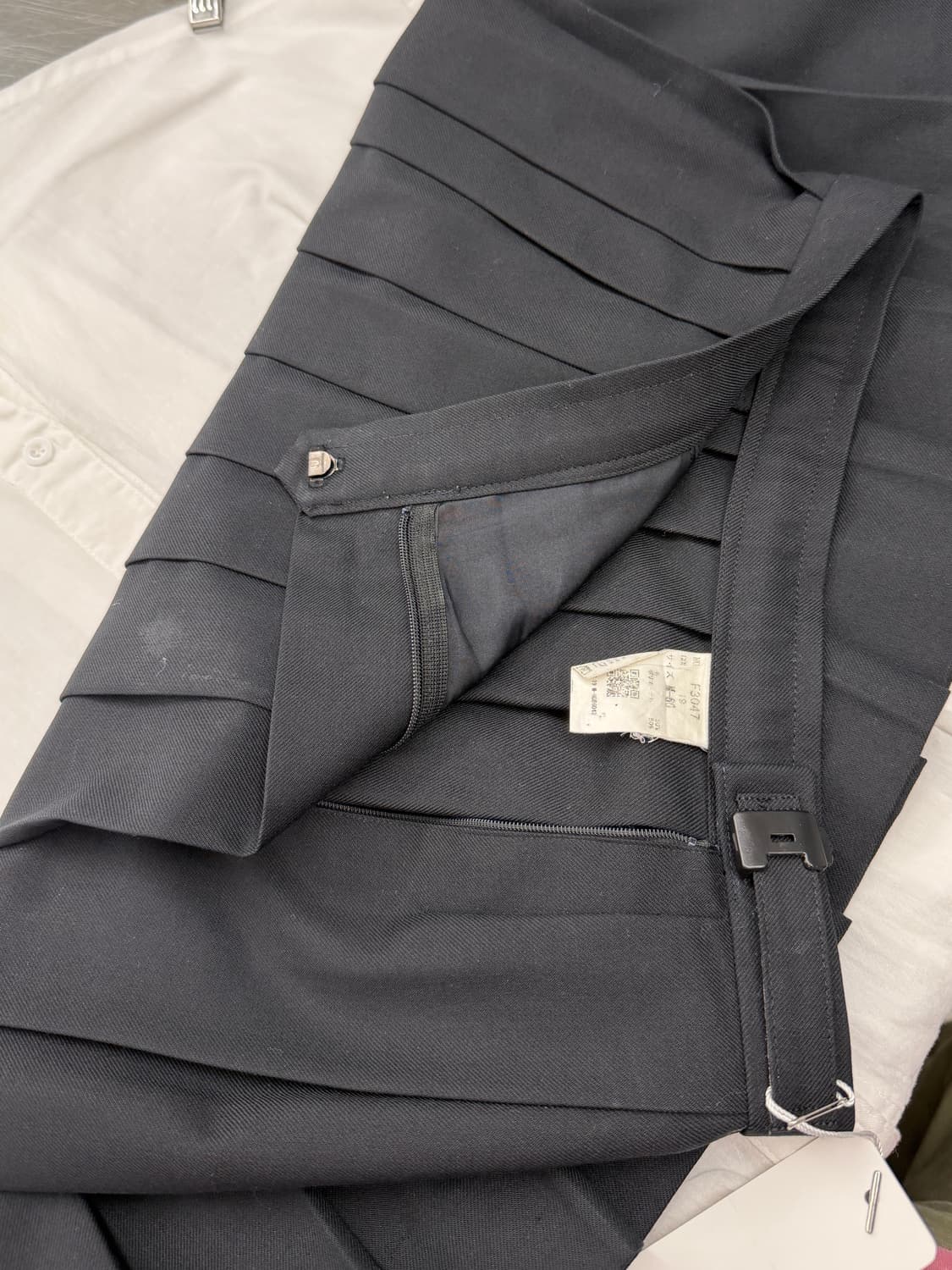 일본빈티지 블랙 플리츠 미디스커트 상품이미지8