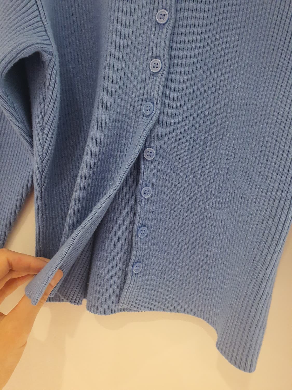 앤아더스토리즈 가디건 상품이미지3