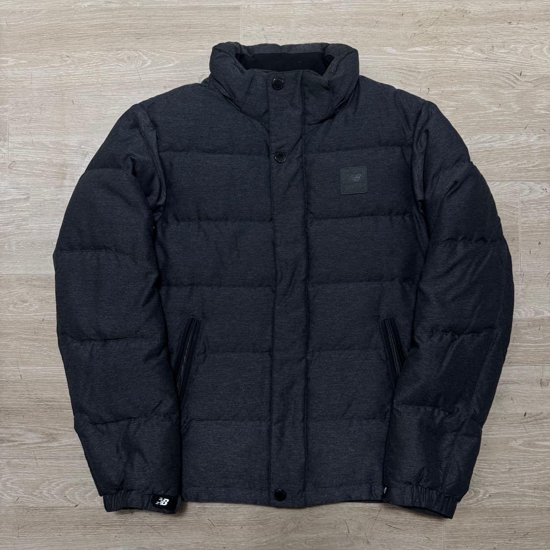 뉴발란스 와펜 로고 덕다운 패딩 점퍼 상품이미지1