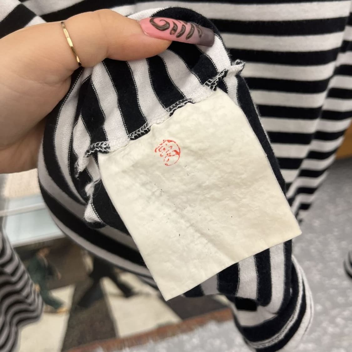 꼼데가르송 키치 하트와펜 스트라이프 긴팔티 M C11855 상품이미지6
