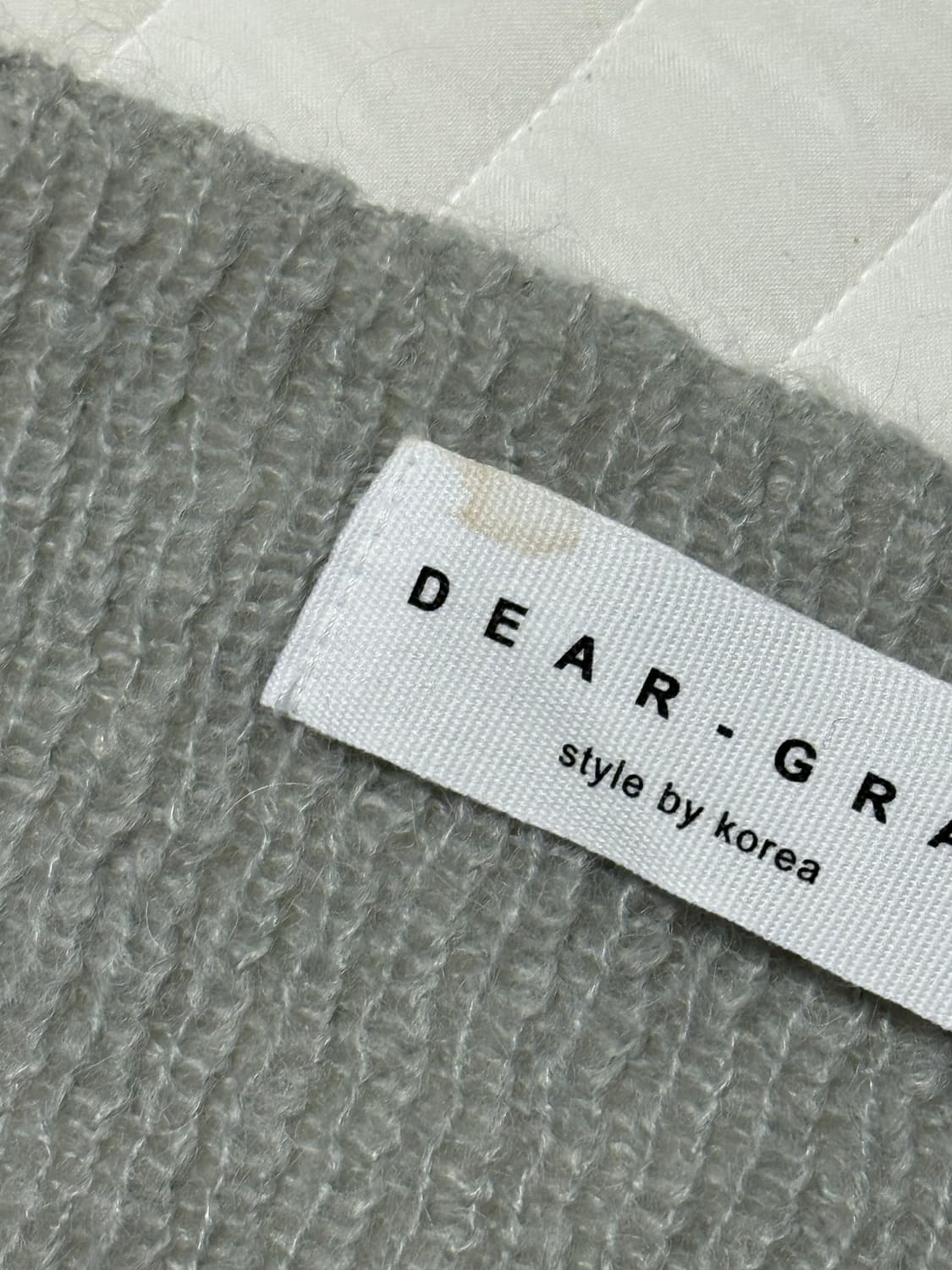 아워캐비넷 mohair v neck knit grey 상품이미지3