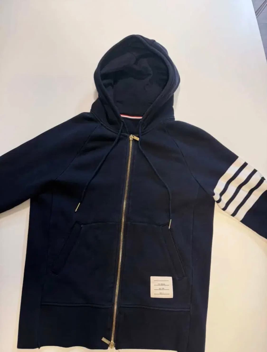 톰브라운 후드집업 3 상품이미지1