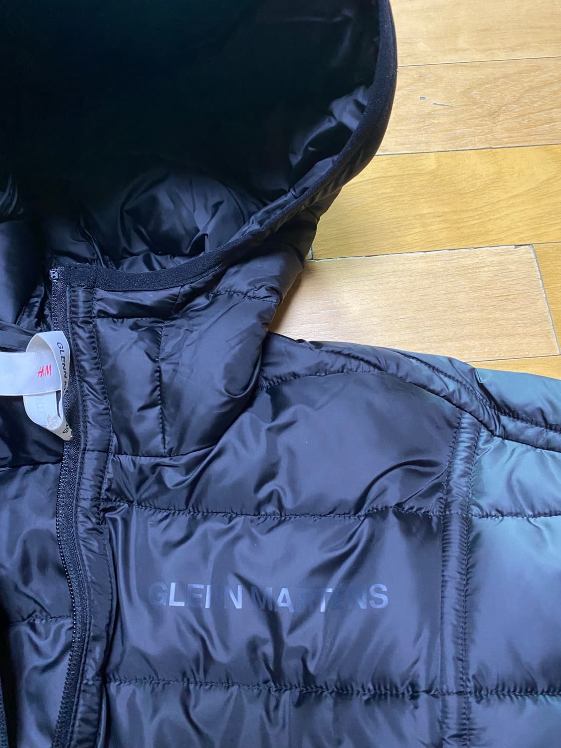 H&M 글렌마틴스 보닝 디테일 퍼퍼 자켓 블랙 상품이미지2