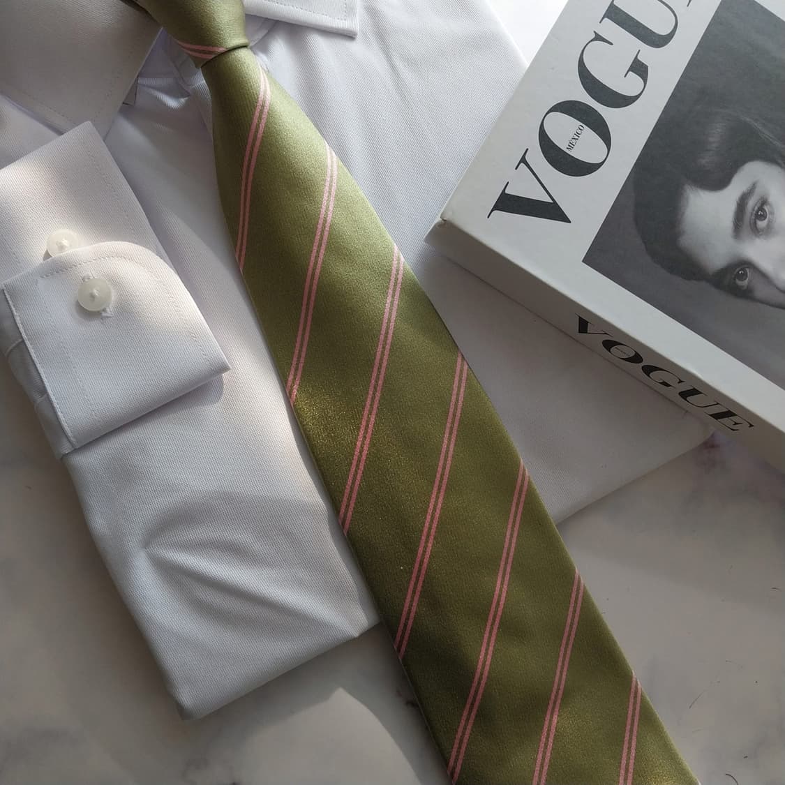 키톤 실크 라이트카키 스트라이프 넥타이 9.9cm A+등급 K1320
 상품이미지4