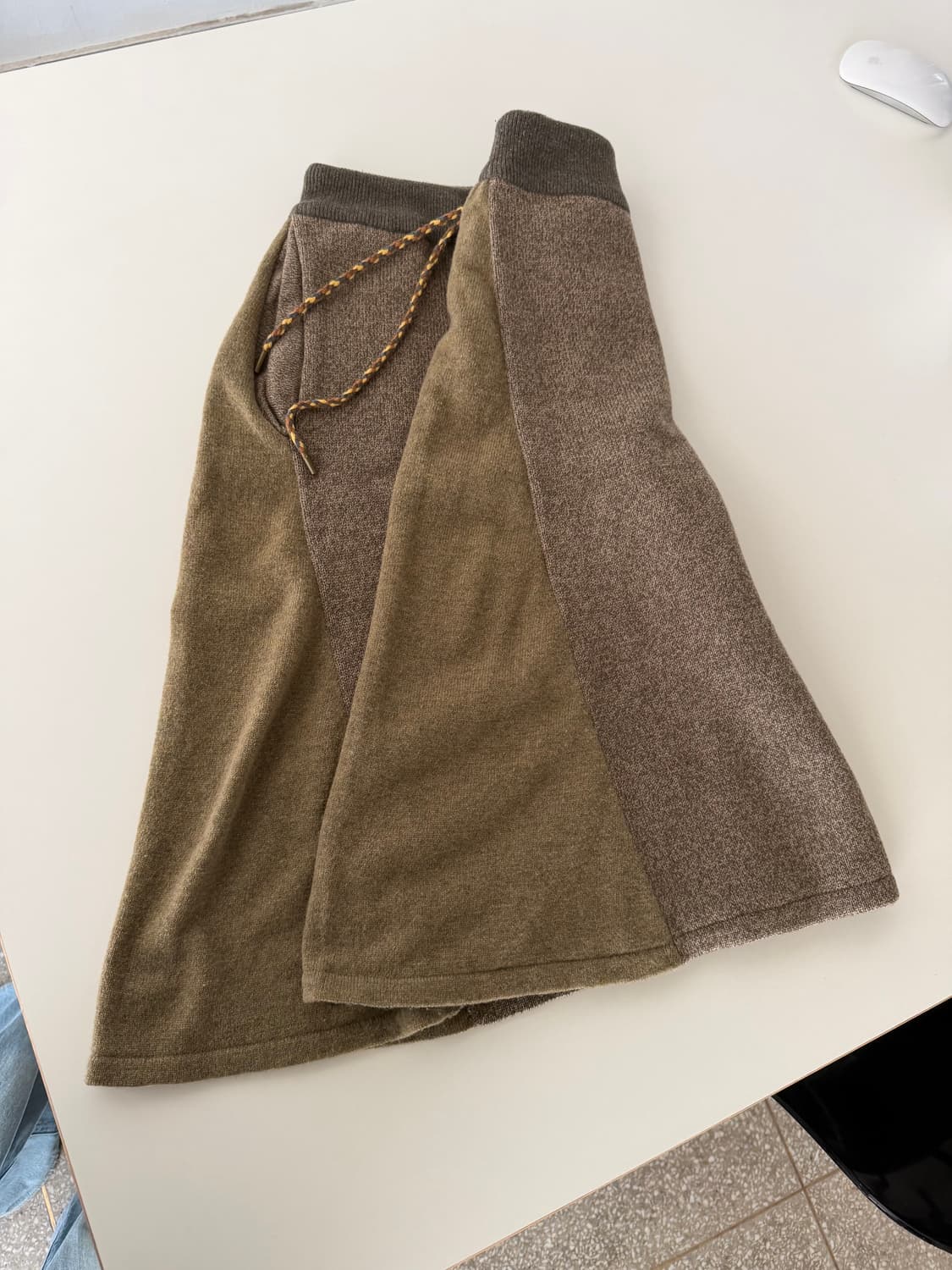 미수아바흐브 니트 팬츠 상품이미지5