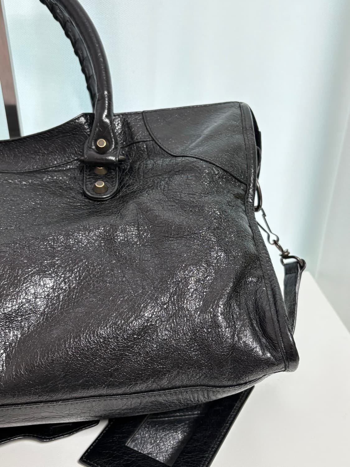 발렌시아가 파트타임 모터백 블랙 상품이미지5