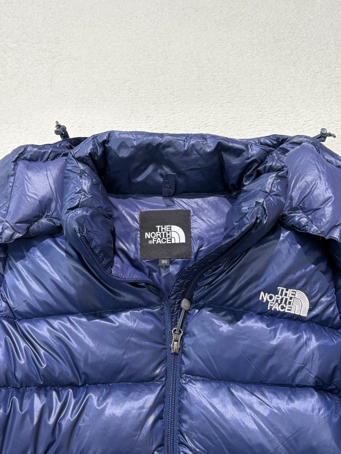 노스페이스 후드 경량 패딩 90-95 네이비 상품이미지2