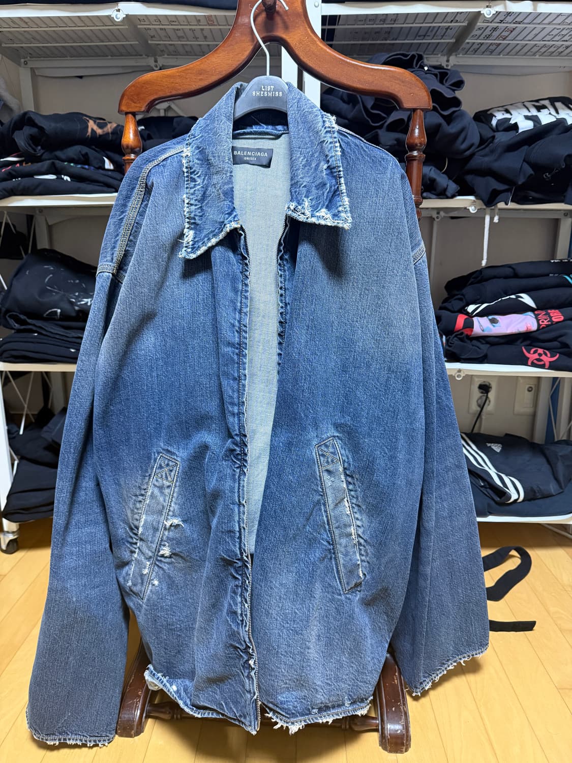 발렌시아가 워시드 데님 자켓 상품이미지1