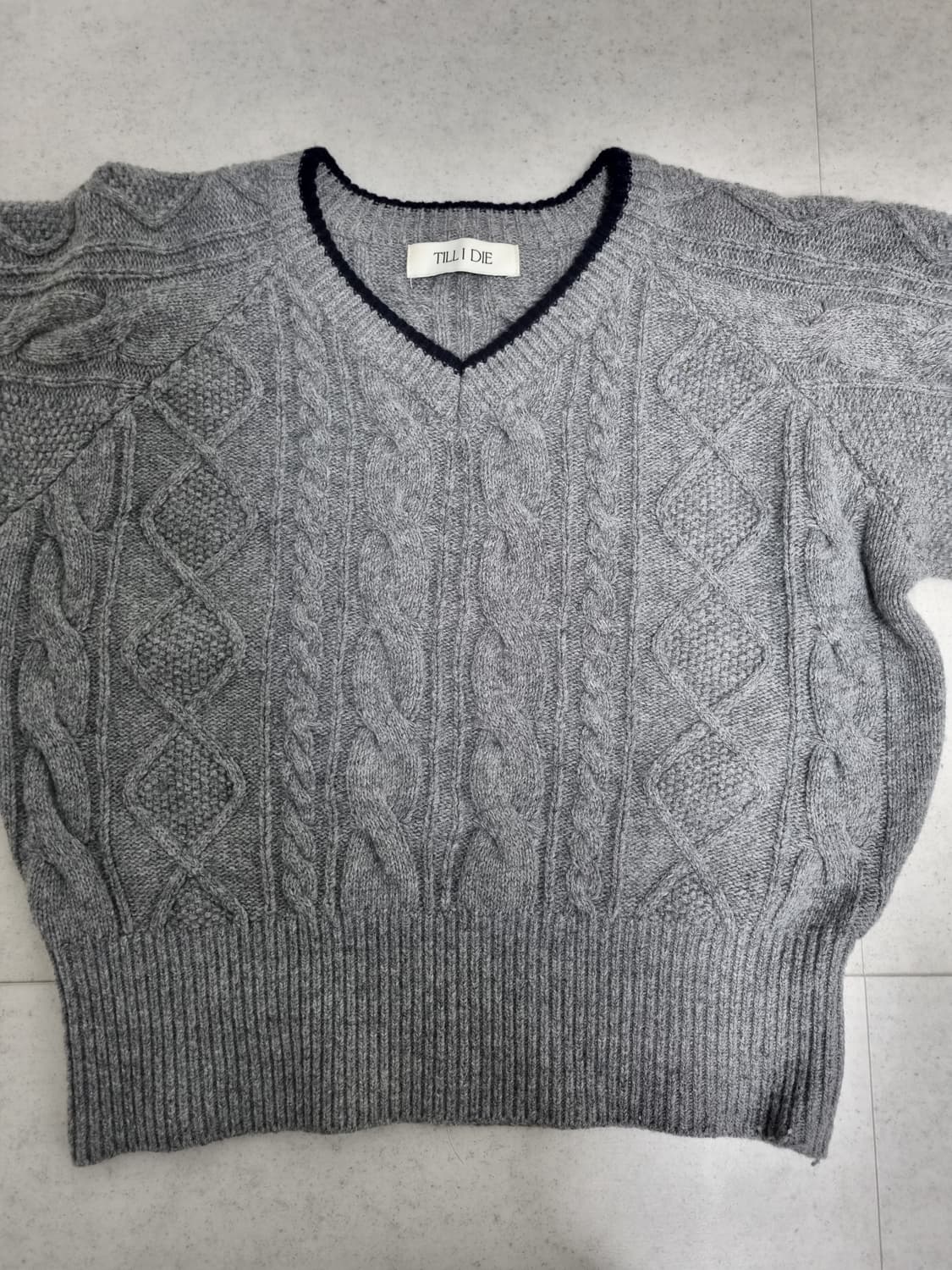 틸아이다이 니트 상품이미지4