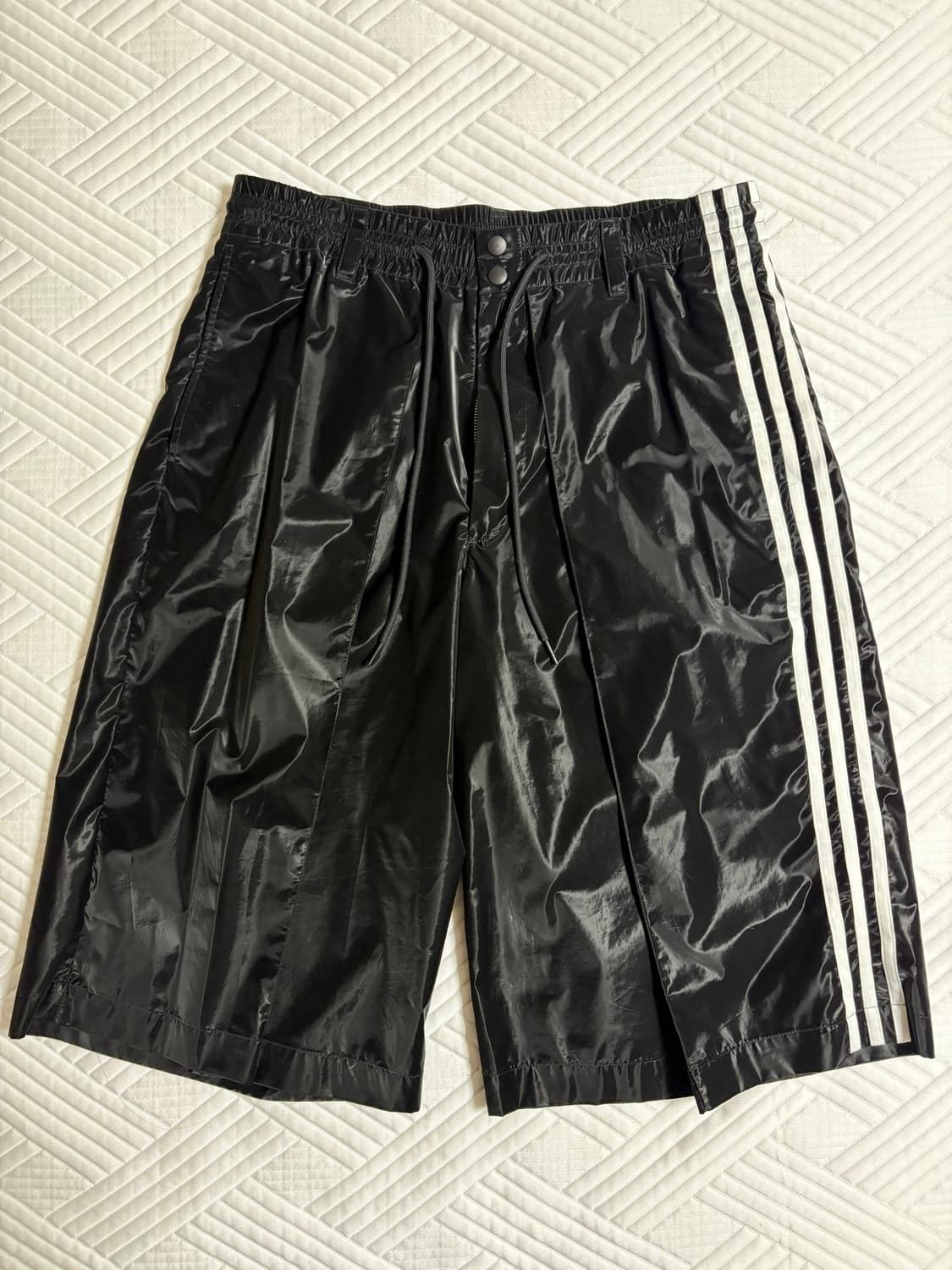 Y-3 트리플 쇼츠 블랙 M 상품이미지3