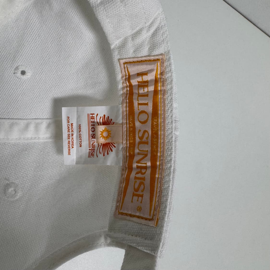 헬로선라이즈 워시드 투톤로고 6패널 캡 오프 화이트 상품이미지4