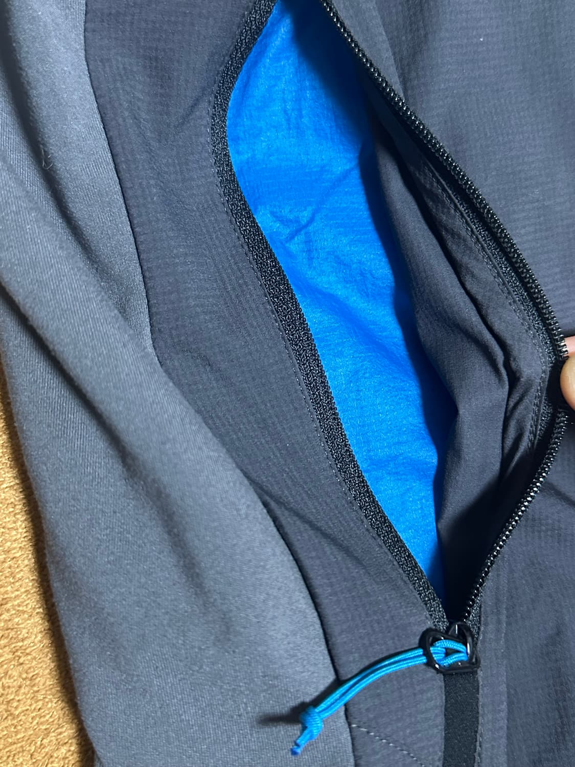 Arc'teryx 아톰 후디(바람막이) 남성 M 상품이미지5