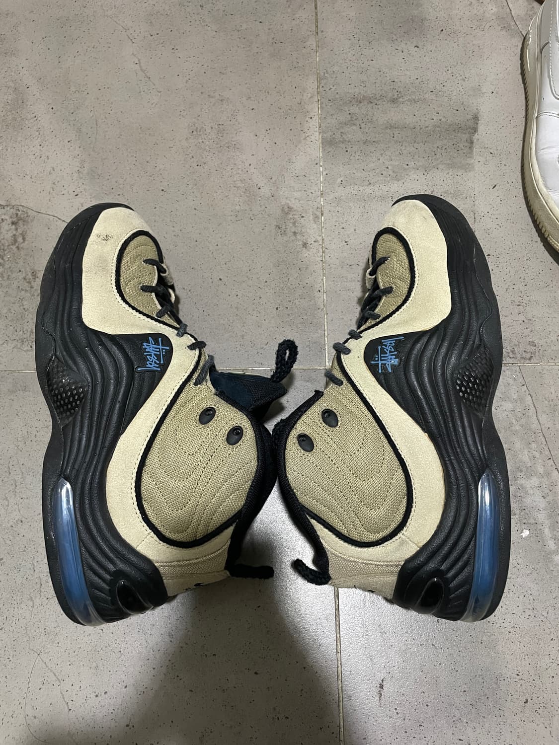 나이키 x 스투시 에어 페니 2 라탄 앤 라임스톤 상품이미지6